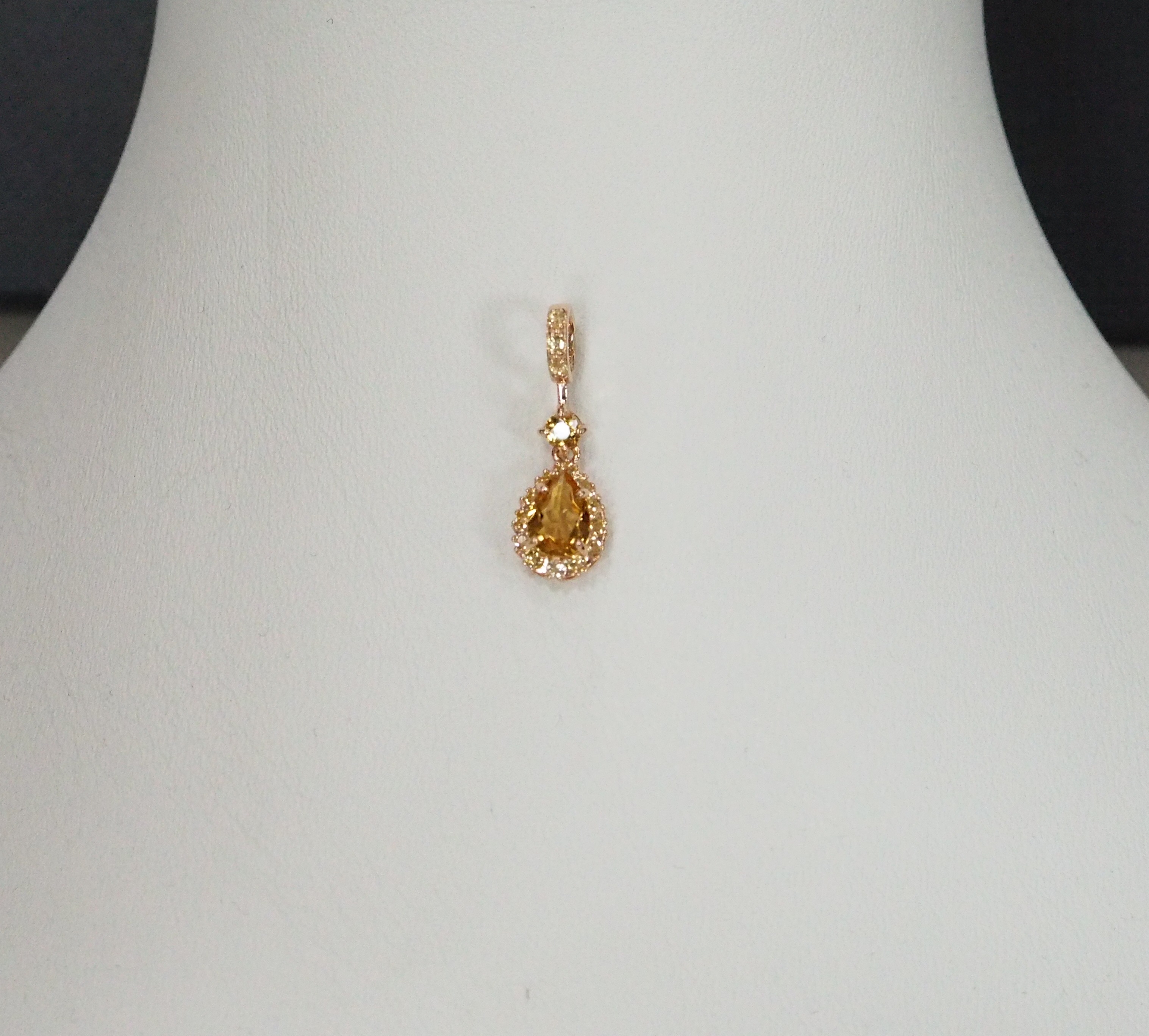 Серебряная подвеска с цитринами